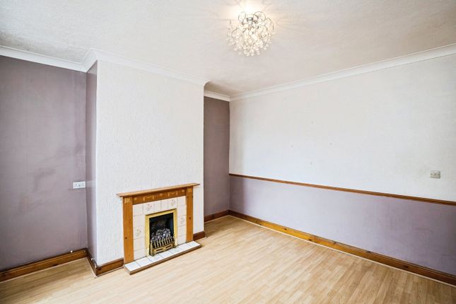 6, Percy Road, Wrexham photo 4