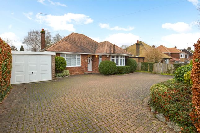 Thumbnail Bungalow for sale in Canesworde Road, Dunstable, Bedfordshire