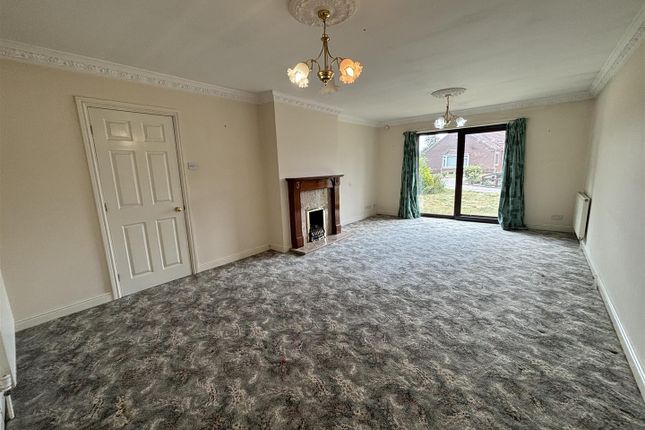 8, The Hall Spinney, Howden photo 4
