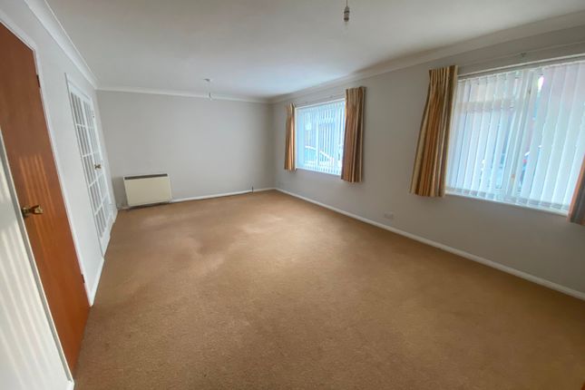 8 Godolphin Road, Seer Green, Beaconsfield photo 4