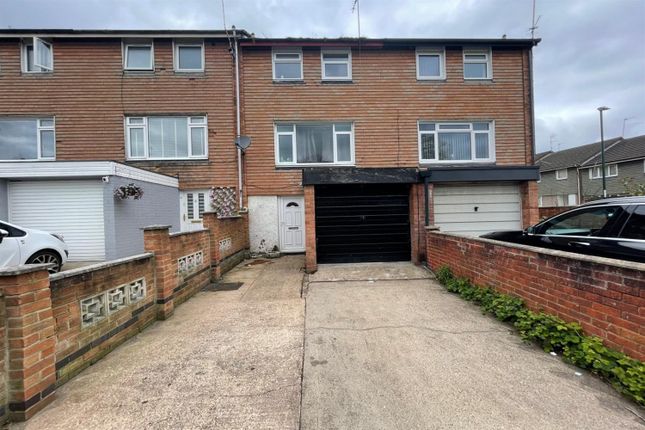Terraced house to rent in Comyn Gardens, Nottingham