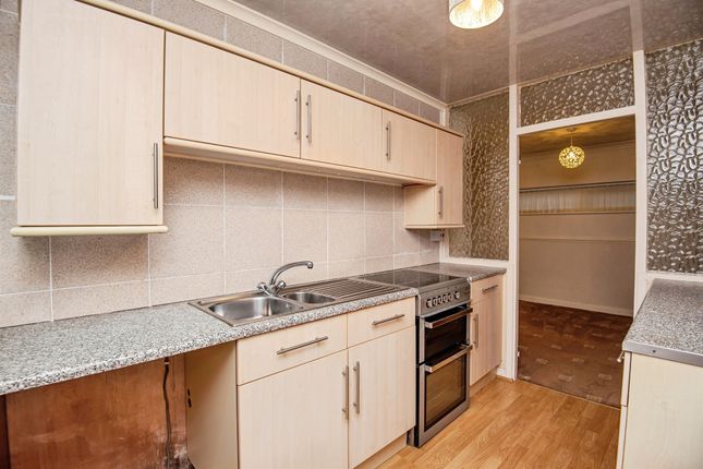 22, Pinehurst Rise, Mexborough photo 3