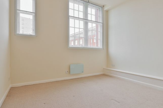 Flat for sale in City Exchange, Lowgate, Hull