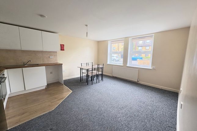 Flat 2 31, Howard Road, London photo 3