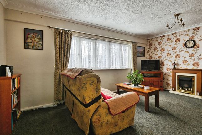 7, Martlesham Square, Birmingham photo 4
