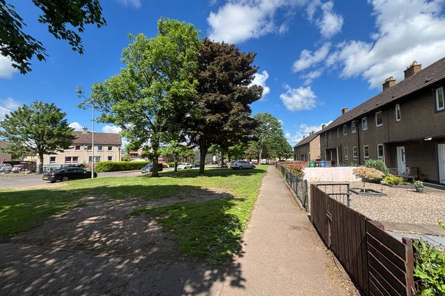 22 Lilac Bank, Leven photo 2