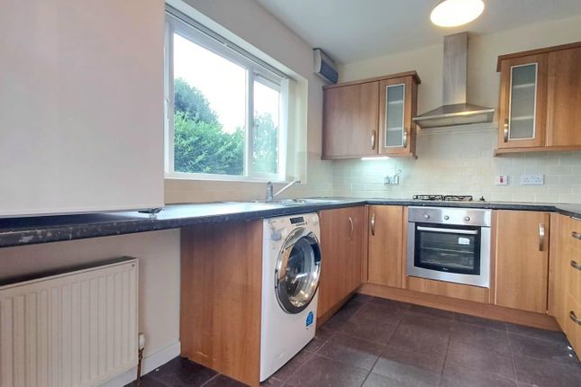 6, Orwell Close, Barnsley photo 2