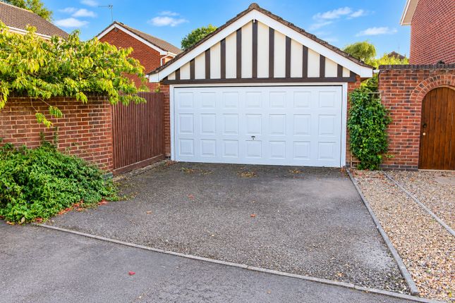 14, Somerfield Way, Leicester photo 4