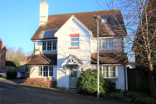 Thumbnail Detached house to rent in Ducketts Mead, Shinfield, Reading