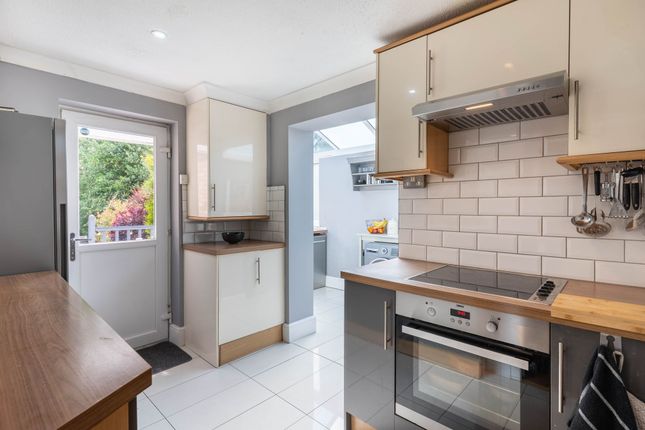 35 Ashmead Rise, Birmingham photo 4