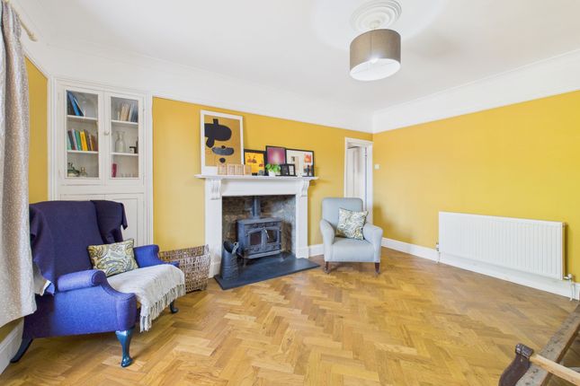 Ashgrove House Llangan Road, Whitland photo 3