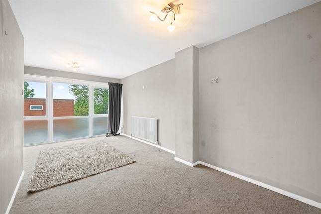 22, Merryhills Close, Biggin Hill photo 4