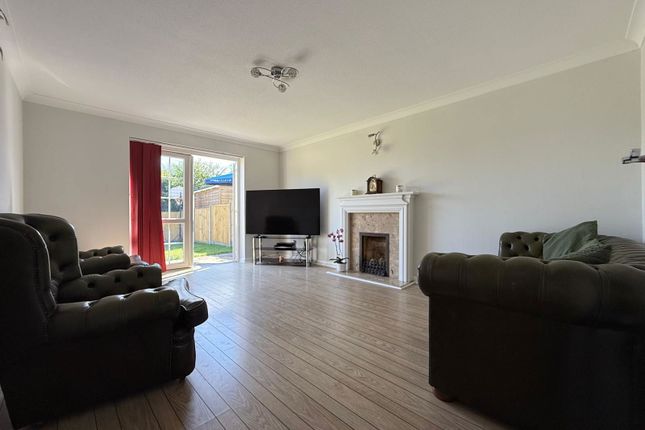 14, Walmer Gardens, Ramsgate photo 5