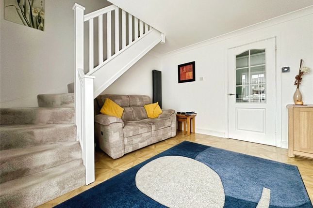 87, Marsom Grove, Bedfordshire photo 3