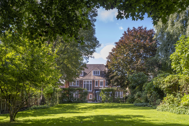 Detached house to rent in Greenaway Gardens, Hampstead, London