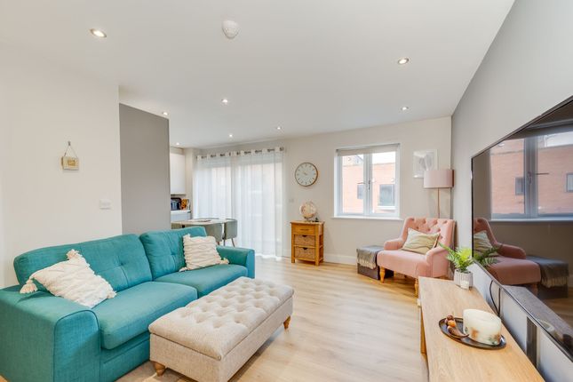 Apt 4, Lemont House, Sheffield photo 2