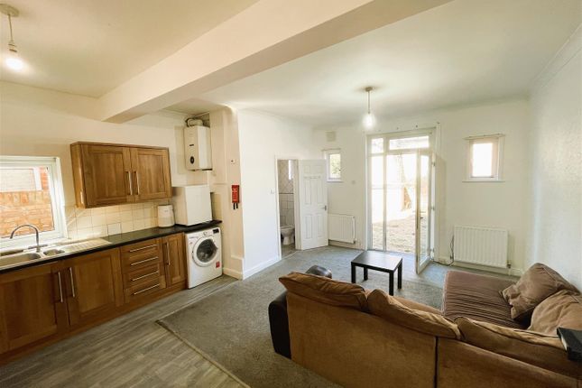 54, Harborough Road, Southampton photo 3