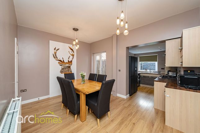 346 Wigan Road, Manchester photo 3