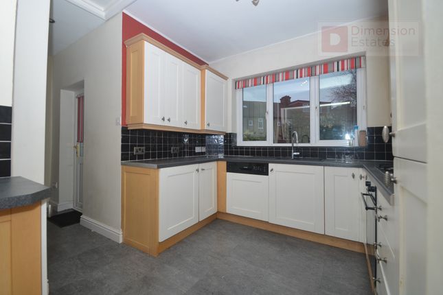 Terraced house to rent in Hazelwood Road, Bush Hill, Enfield, Middlesex
