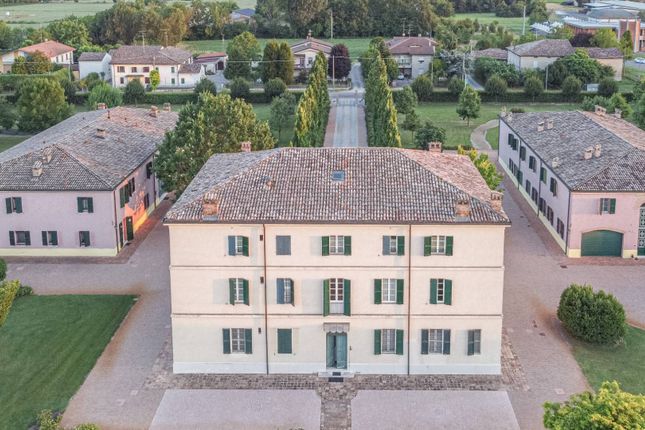 Thumbnail Villa for sale in Via Gruara, Poviglio, Emilia Romagna