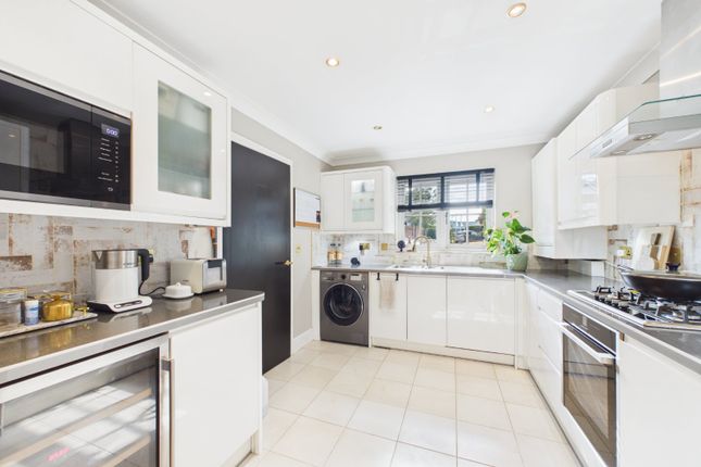 1, Silverstone Mews, Maidenhead photo 3
