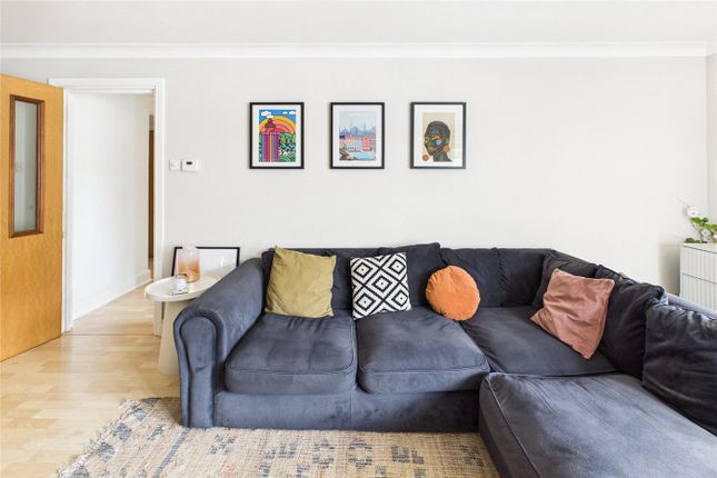 Flat 3, Lethaby House,, Rubens Place, London photo 3