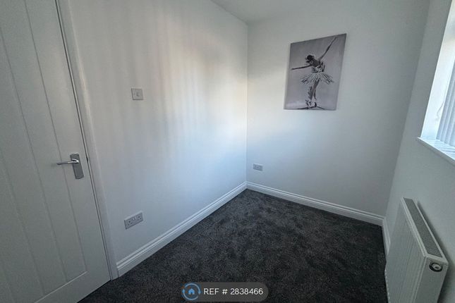 Craiglee Drive, Cardiff photo 2
