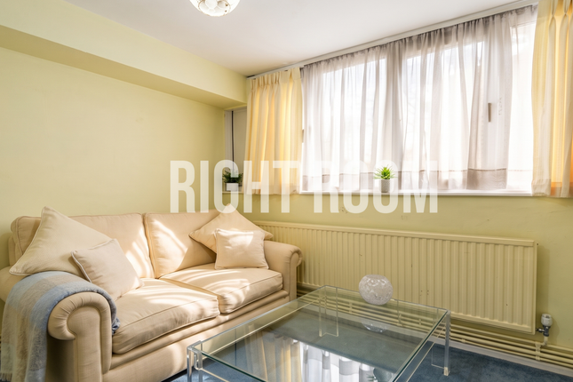 62 Finborough Road, London, London photo 3