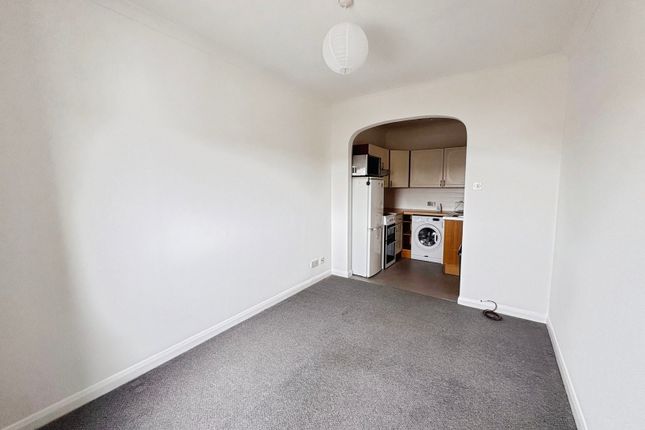 Flat 5, Buckland Court, 3, Castle Street, Isle of Wight photo 3