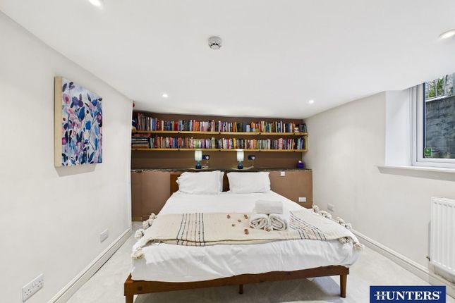 Master Bedroom &amp; Ensuite