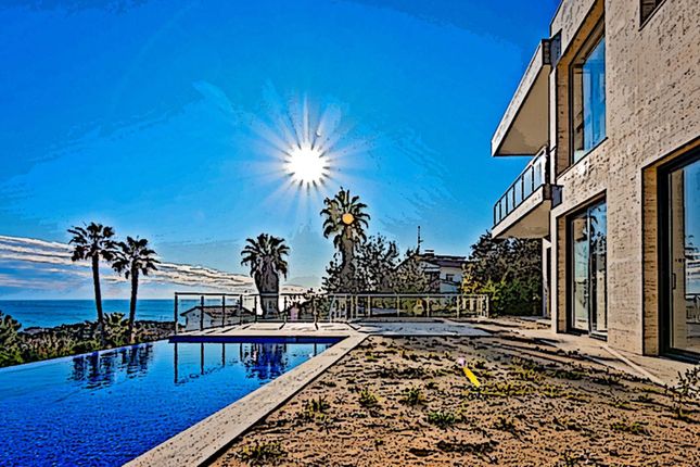 Villa for sale in Lloret De Mar, Costa Brava, Catalonia