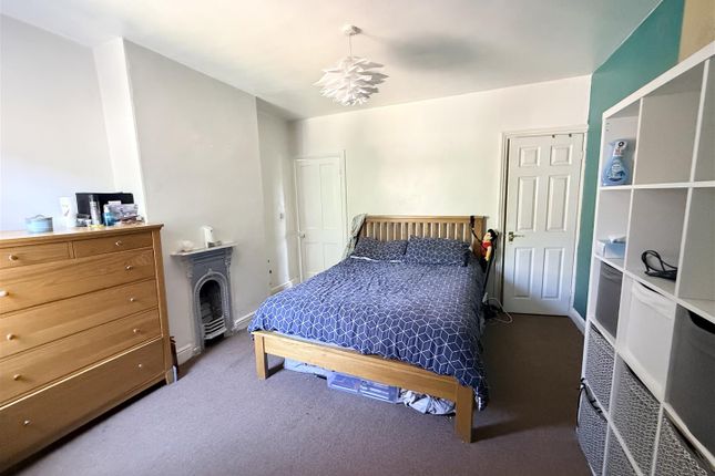 111, Peasehill, Ripley photo 5