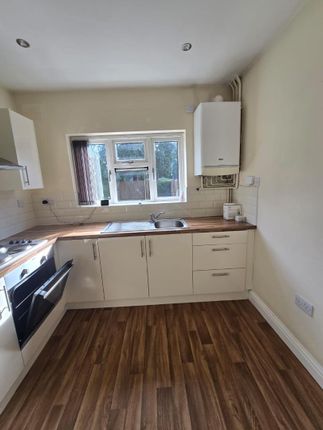 106, Glastonbury Crescent, Walsall photo 4