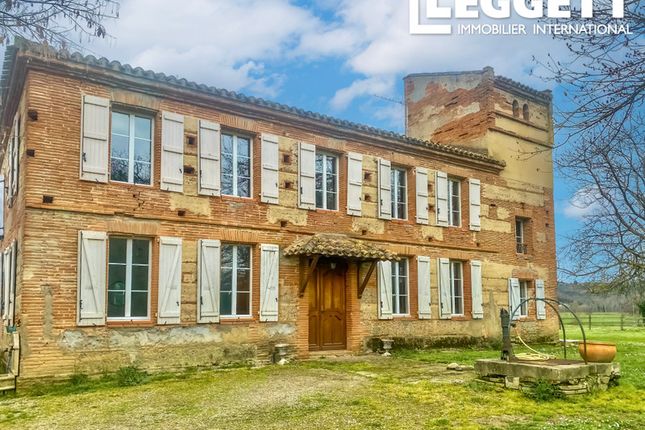 Thumbnail Villa for sale in Saint-Nicolas-De-La-Grave, Tarn-Et-Garonne, Occitanie