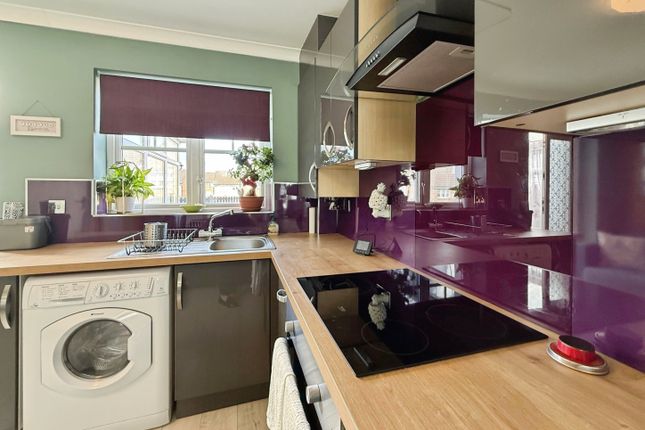 55, Forrest Gate, Hamilton photo 3
