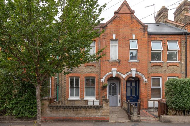 Carr Road, E17