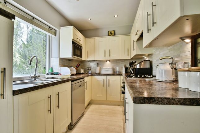1 Broad Court,, Beechfield Road, Cheshire photo 4