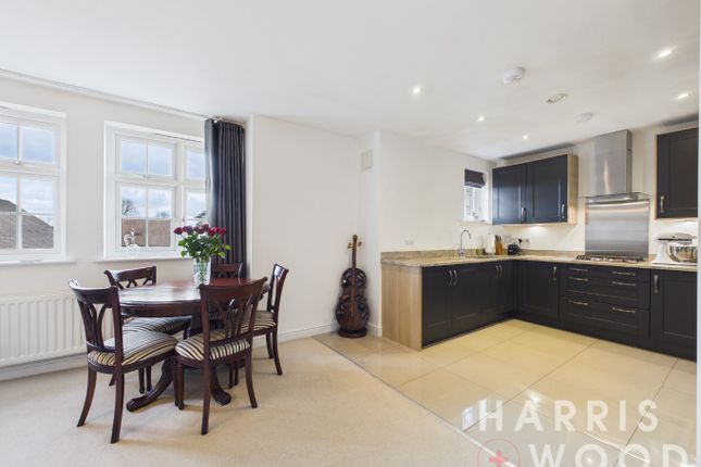 6 Ruth King Close, Colchester, Essex photo 2