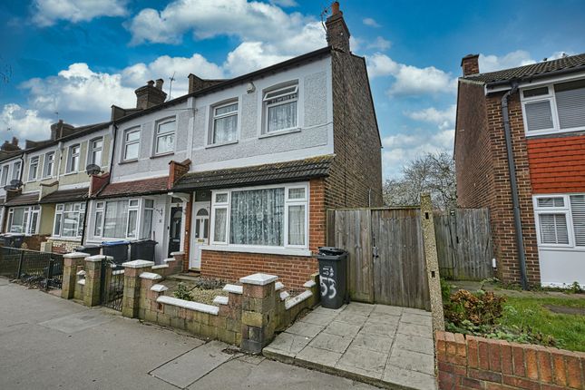 End terrace house for sale in Northway Road, Croydon