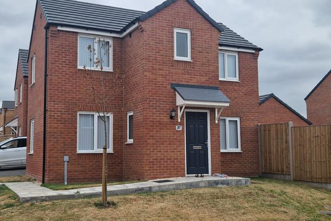 3-bed house on 27, Frickley Drive, PONTEFRACT, £1,350/mo