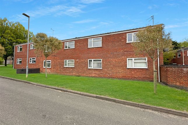 Maisonette for sale in Shakespeare Close, Leicester