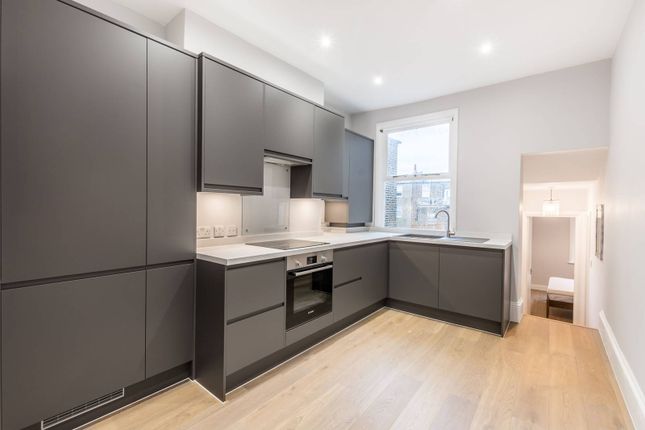 Thumbnail Flat to rent in Maygrove Road, West Hampstead, London