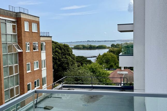 Flat 44 Horizons, Churchfield Road, Poole photo 3