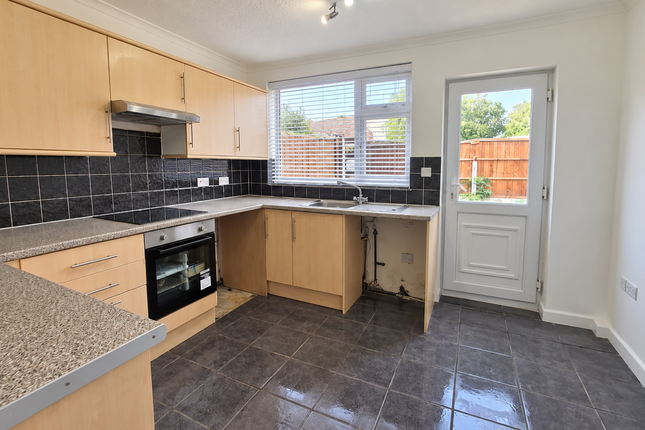Mill Road, Aveley photo 3