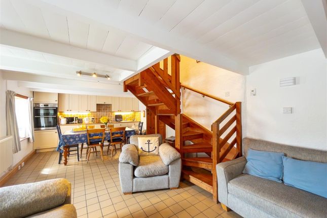 Beach House, Porthallow, Helston photo 4