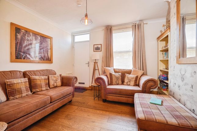 13, Green Lane, North Yorkshire photo 2