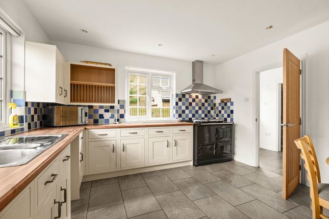 12a, Main Street, Rugby photo 4