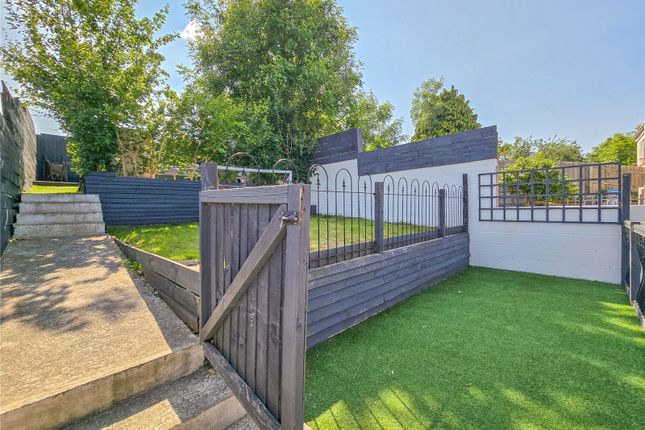 121, Crispin Way, Bristol photo 4