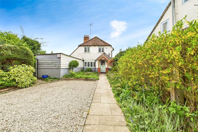 June Cottage,, Pangbourne Hill, Reading photo 4