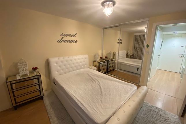 Flat to rent in London Road, Liverpool